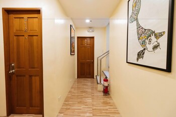 RedDoorz @ Hotel Rosemarie 2*