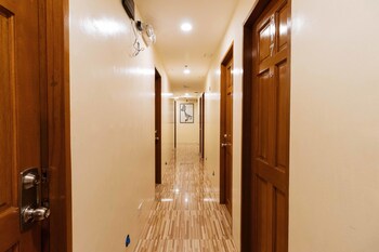RedDoorz @ Hotel Rosemarie 2*