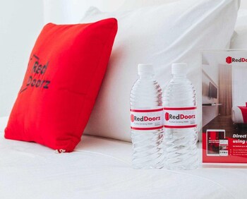 RedDoorz @ Hotel Rosemarie 2*
