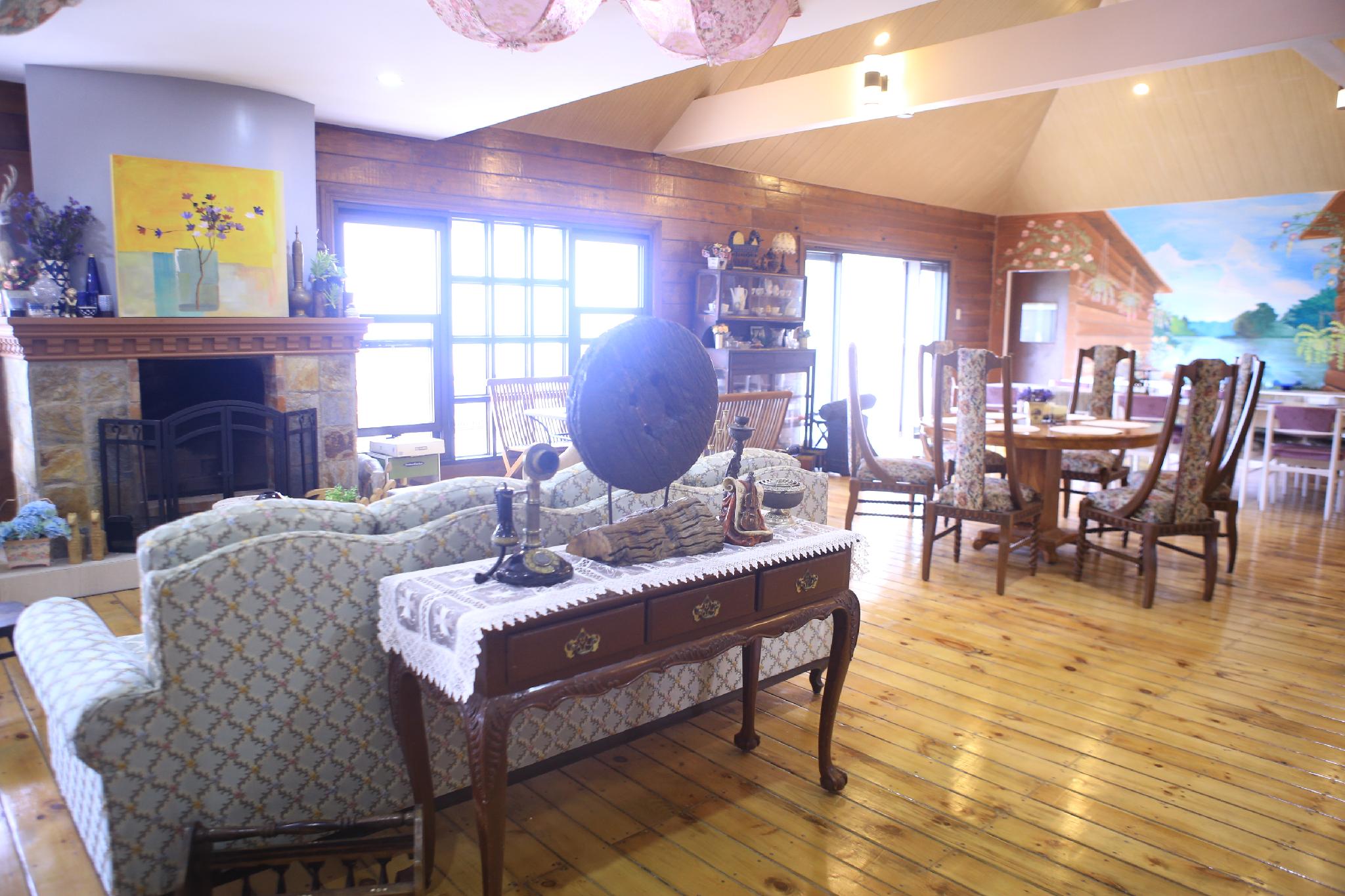 The Lakeview Suites 3*
