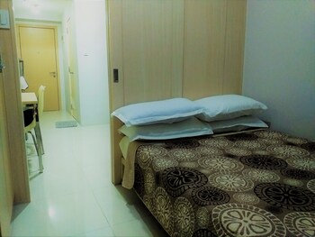 Grass Residence SM North MRT NLEX QC 3*