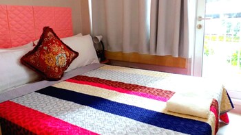 Grass Residence SM North MRT NLEX QC 3*