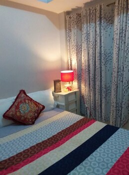 Grass Residence SM North MRT NLEX QC 3*