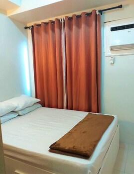 Grass Residence SM North MRT NLEX QC 3*