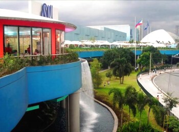 Grass Residence SM North MRT NLEX QC 3*