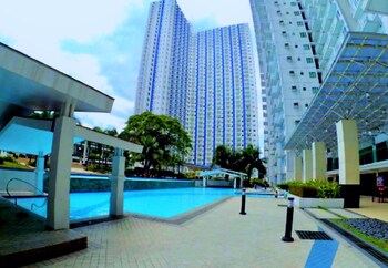 Grass Residence SM North MRT NLEX QC 3*