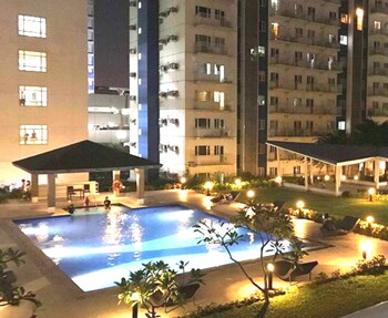 Grass Residence SM North MRT NLEX QC 3*