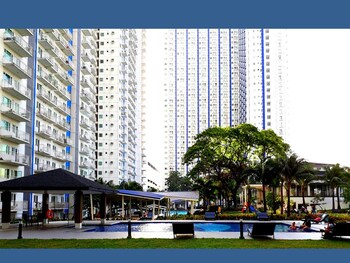 Grass Residence SM North MRT NLEX QC 3*