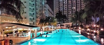 Grass Residence SM North MRT NLEX QC 3*