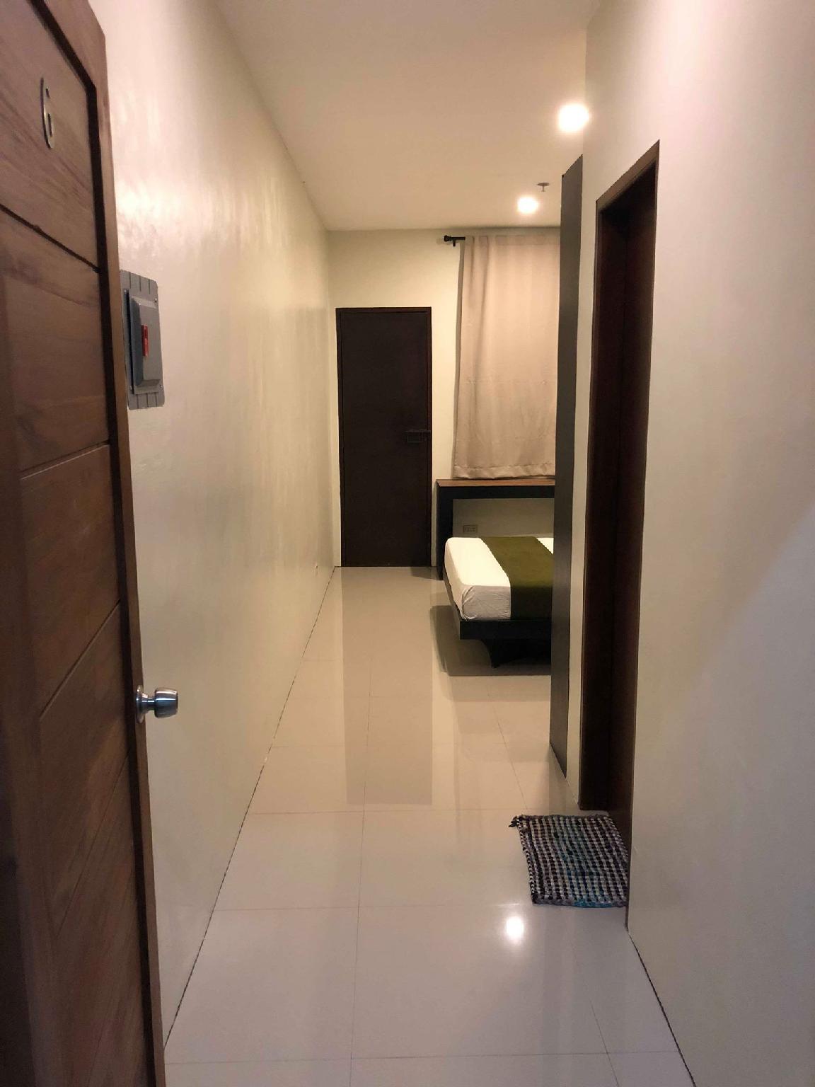 Golite Hostel 2*