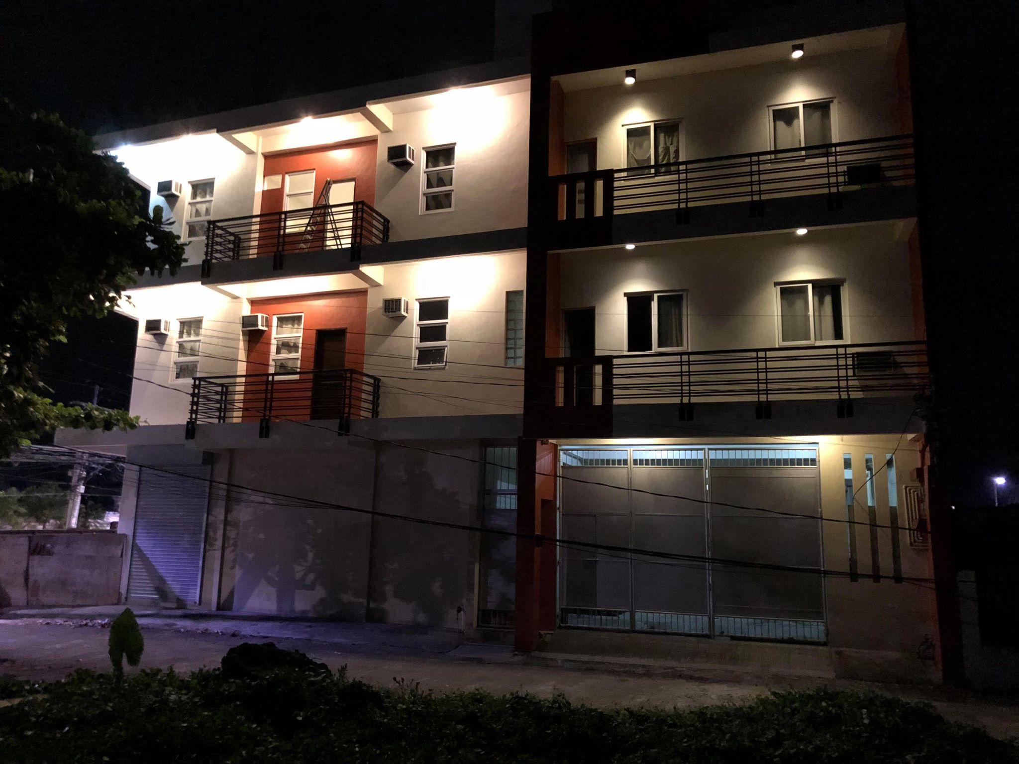 Golite Hostel 2*