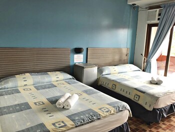 Pura Vida Resort 3*