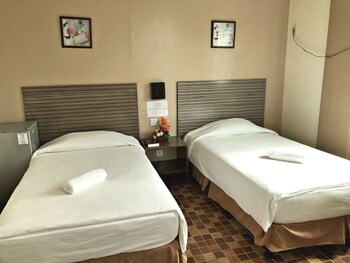 Pura Vida Resort 3*