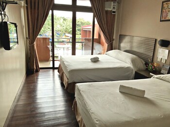 Pura Vida Resort 3*
