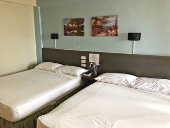 Pura Vida Resort 3*