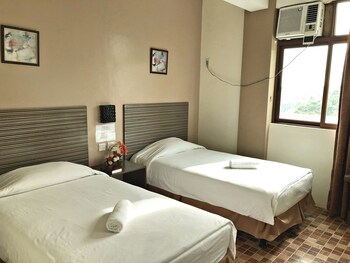 Pura Vida Resort 3*