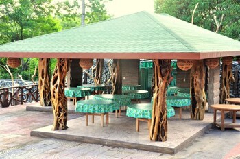 Bosay Resort 3*