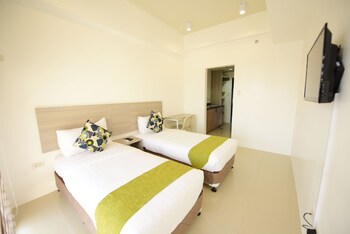 EON Centennial Soho Hotel 3*