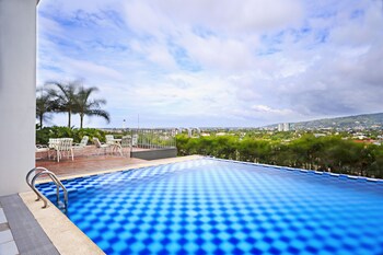 EON Centennial Soho Hotel 3*