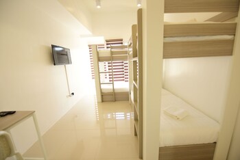 EON Centennial Soho Hotel 3*