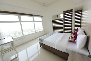 EON Centennial Soho Hotel 3*