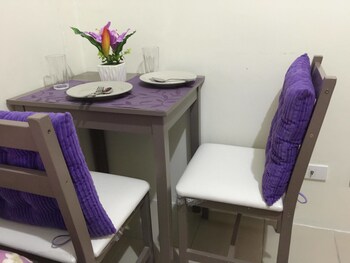 Urban deca graceysplace 3*