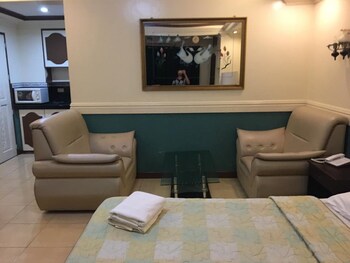 Natalia Hotel 3*