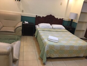 Natalia Hotel 3*