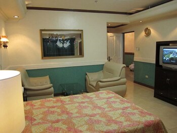 Natalia Hotel 3*