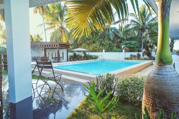Quest Villa 0*