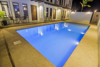 Quest Villa 0*
