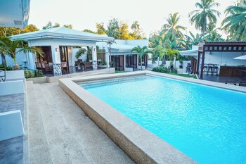 Quest Villa 0*