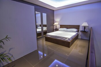 Quest Villa 0*