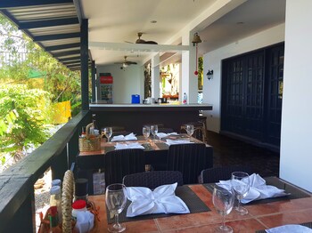 Blue Ribbon Dive Resort 3*