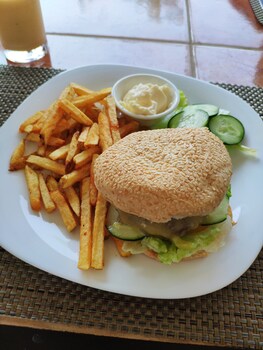 Blue Ribbon Dive Resort 3*
