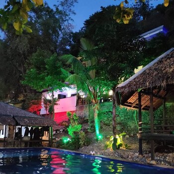 Blue Ribbon Dive Resort 3*