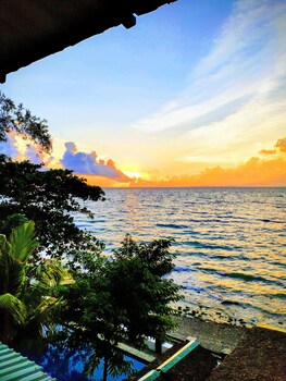 Blue Ribbon Dive Resort 3*