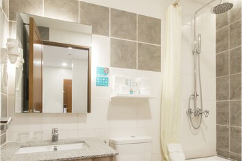 Microtel Inn & Suites by Wyndham San Fernando 3*