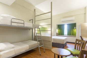 Microtel Inn & Suites by Wyndham San Fernando 3*