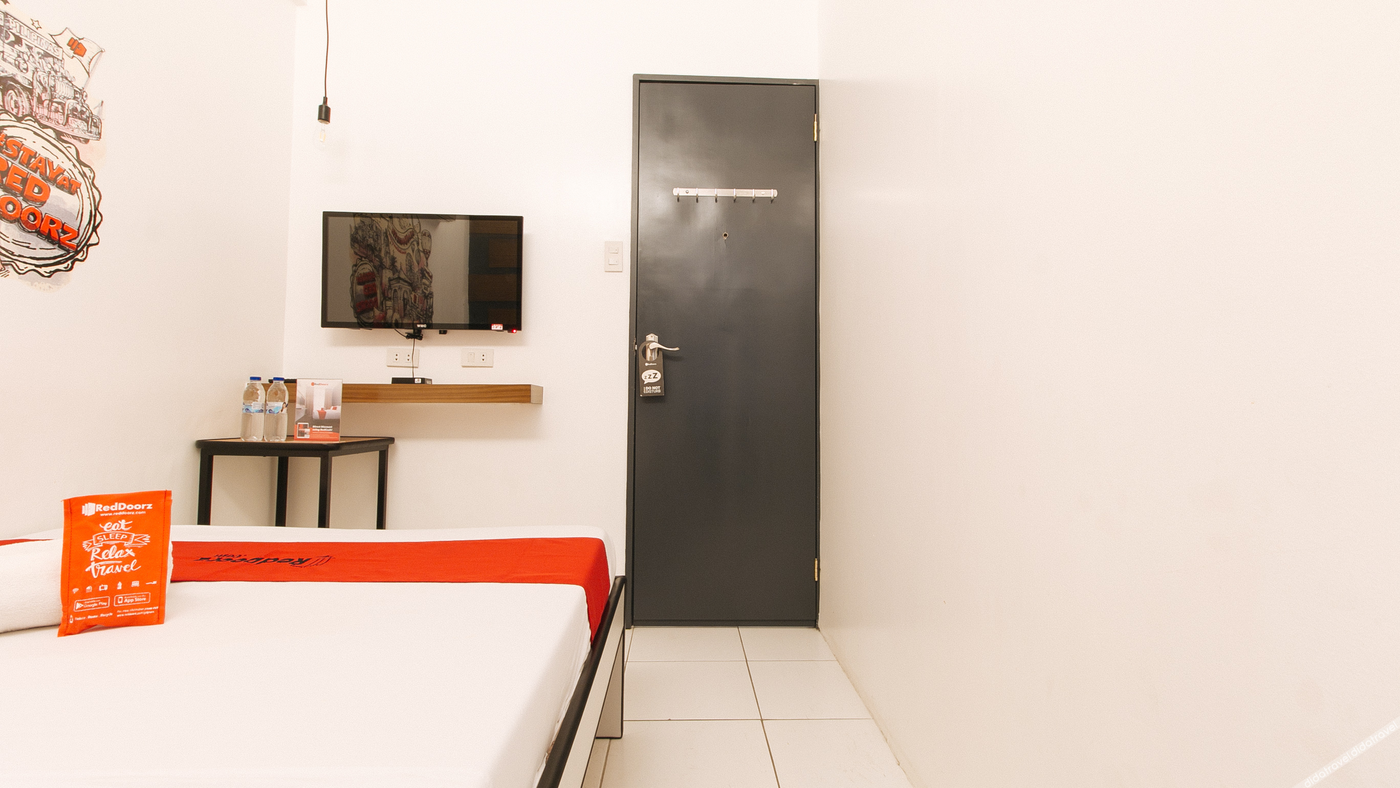 RedDoorz near Fishermall Quezon City 2*