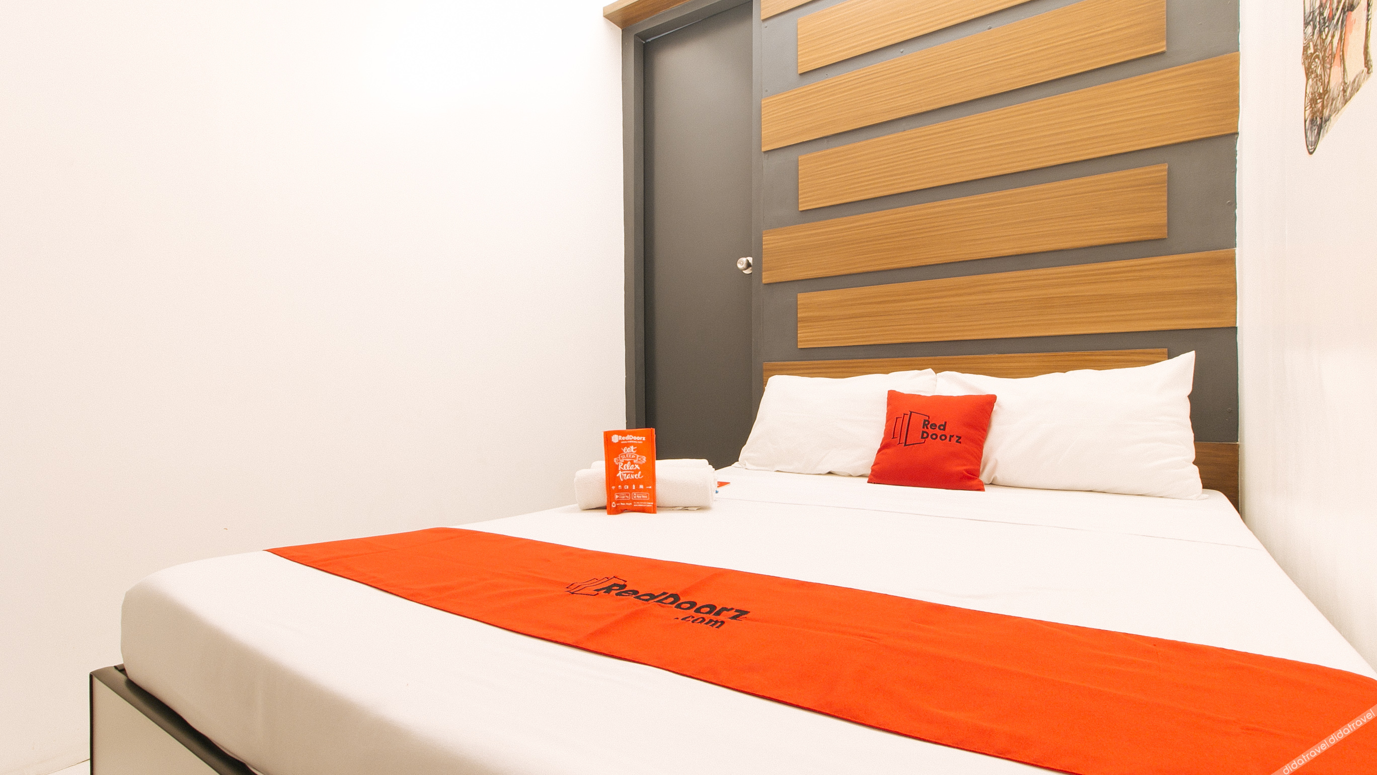 RedDoorz near Fishermall Quezon City 2*