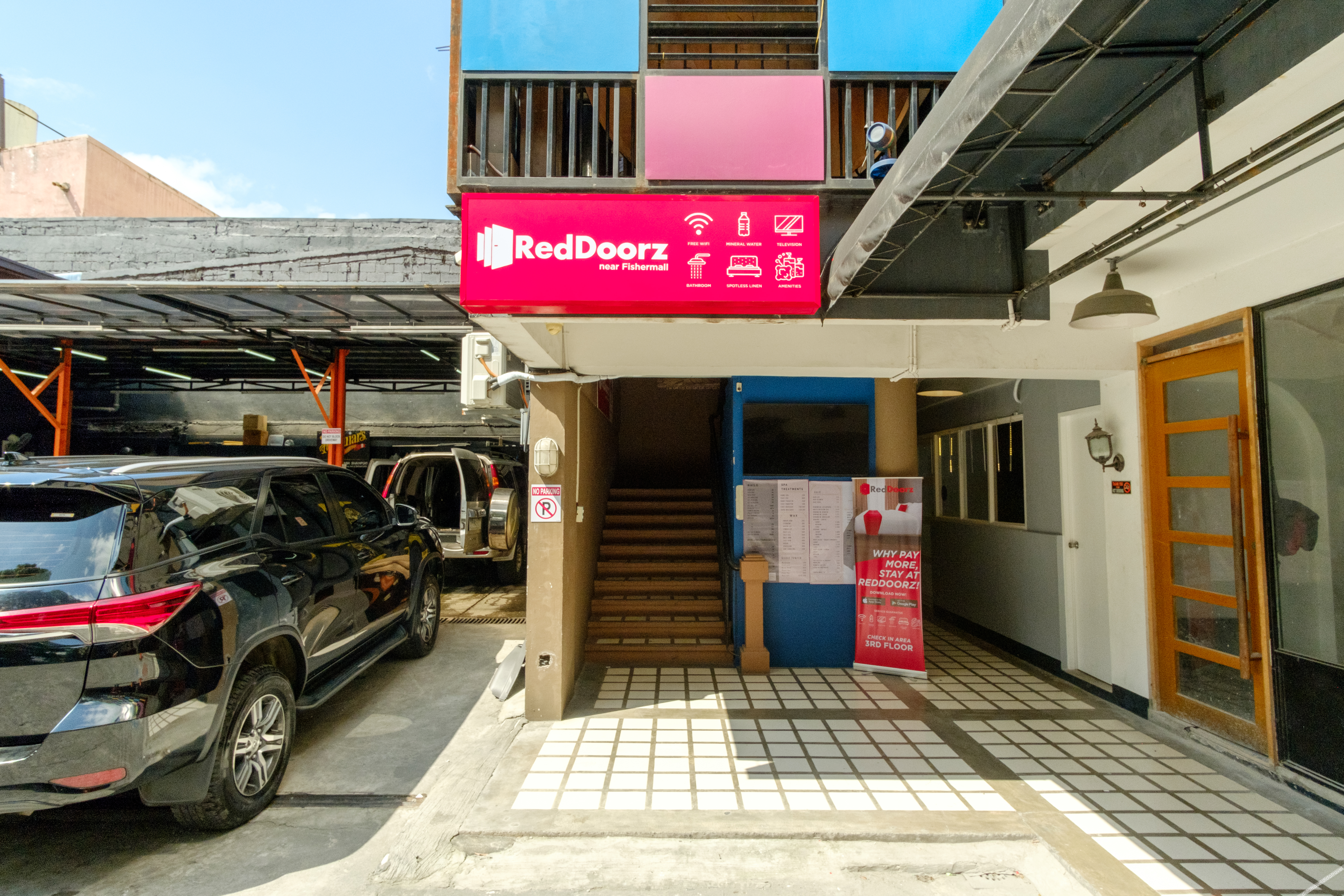 RedDoorz near Fishermall Quezon City 2*