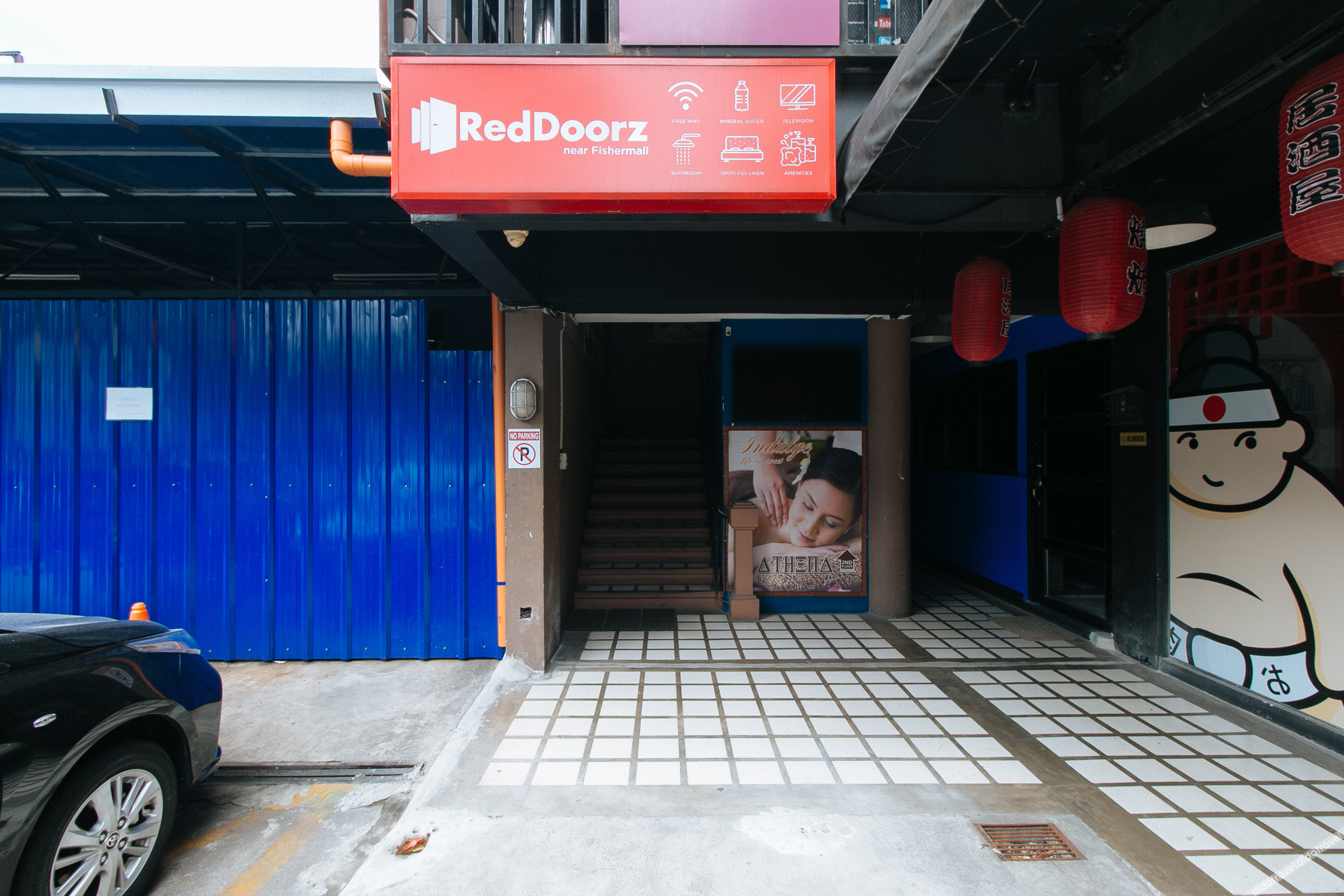 RedDoorz near Fishermall Quezon City 2*