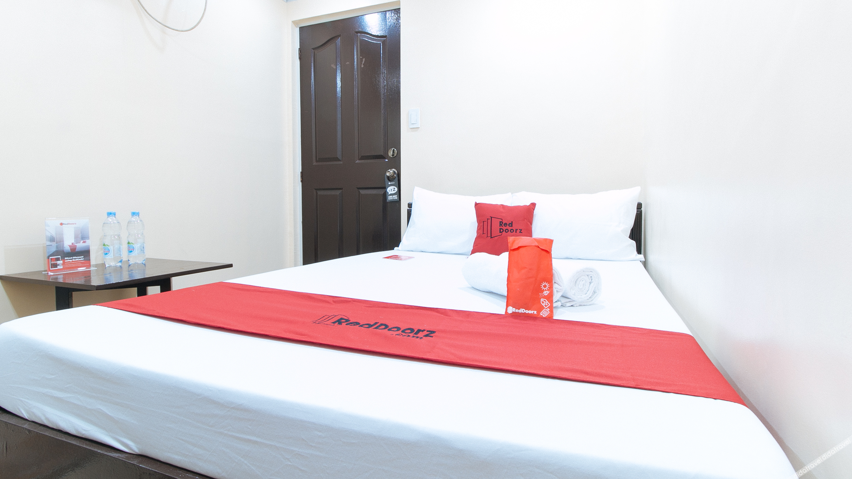RedDoorz Plus @ Canley Residential 2*