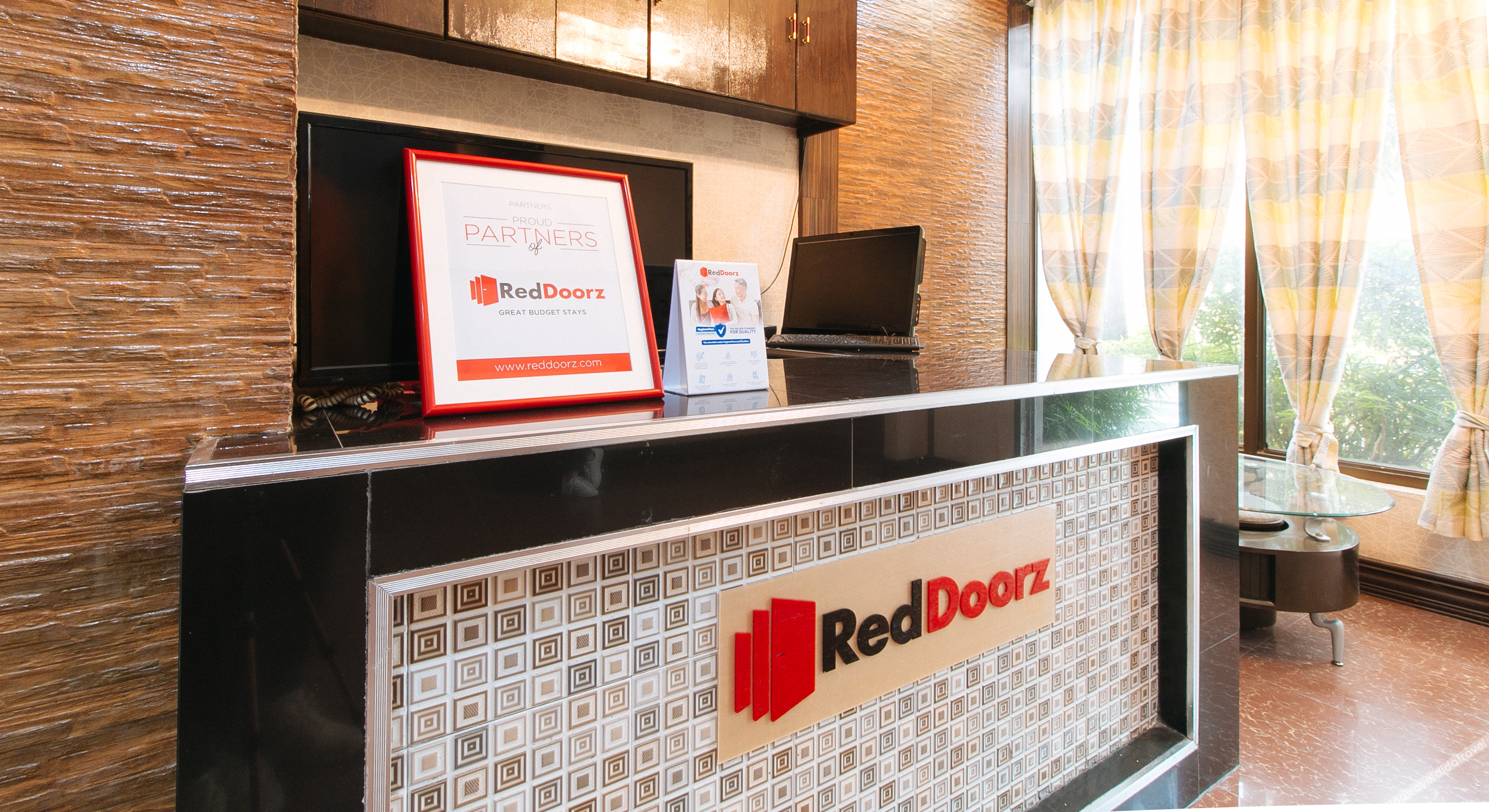 RedDoorz Plus @ Canley Residential 2*