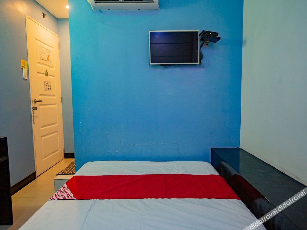 RedDoorz at Ranchotel Bayanan Alabang 2*