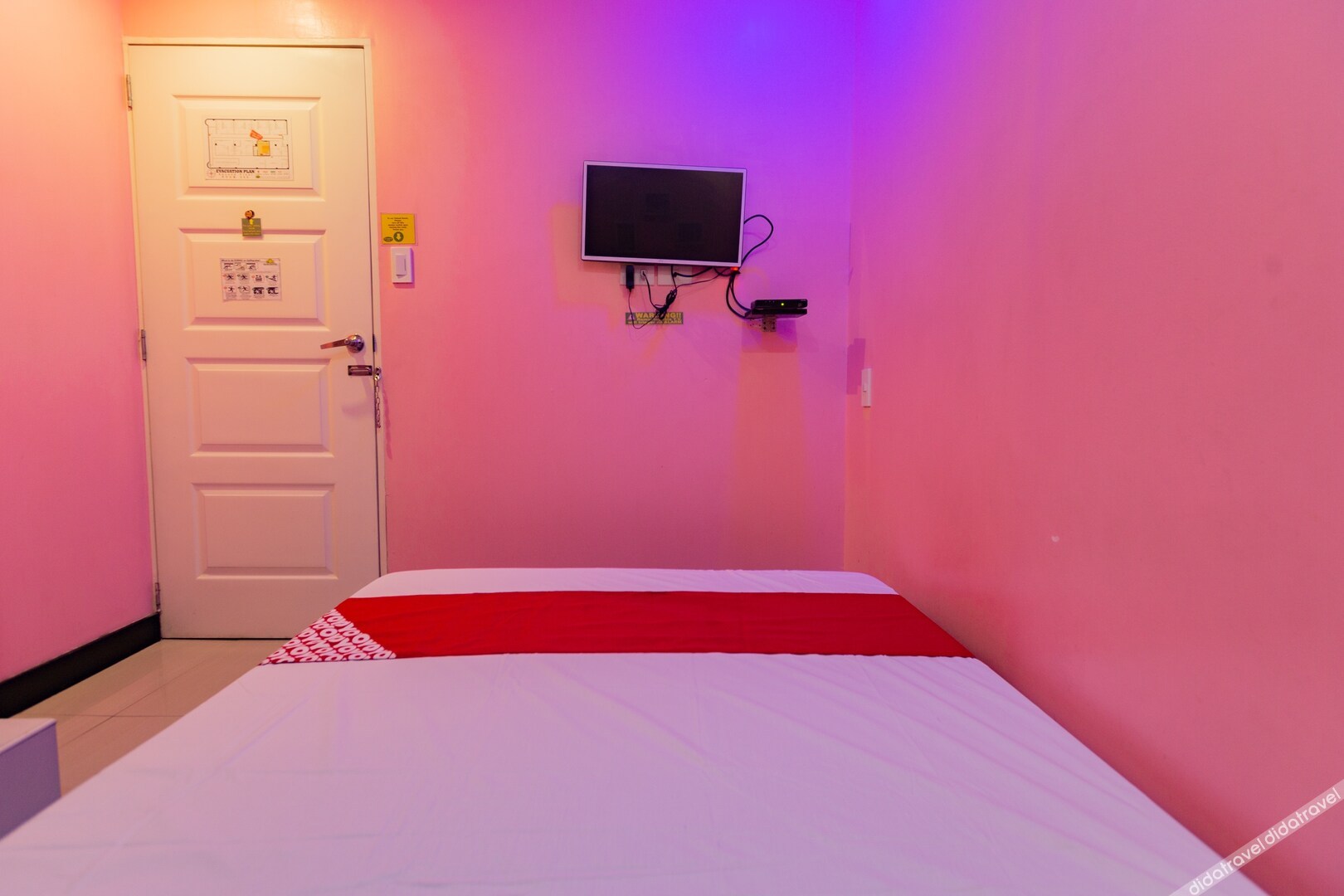 RedDoorz at Ranchotel Bayanan Alabang 2*