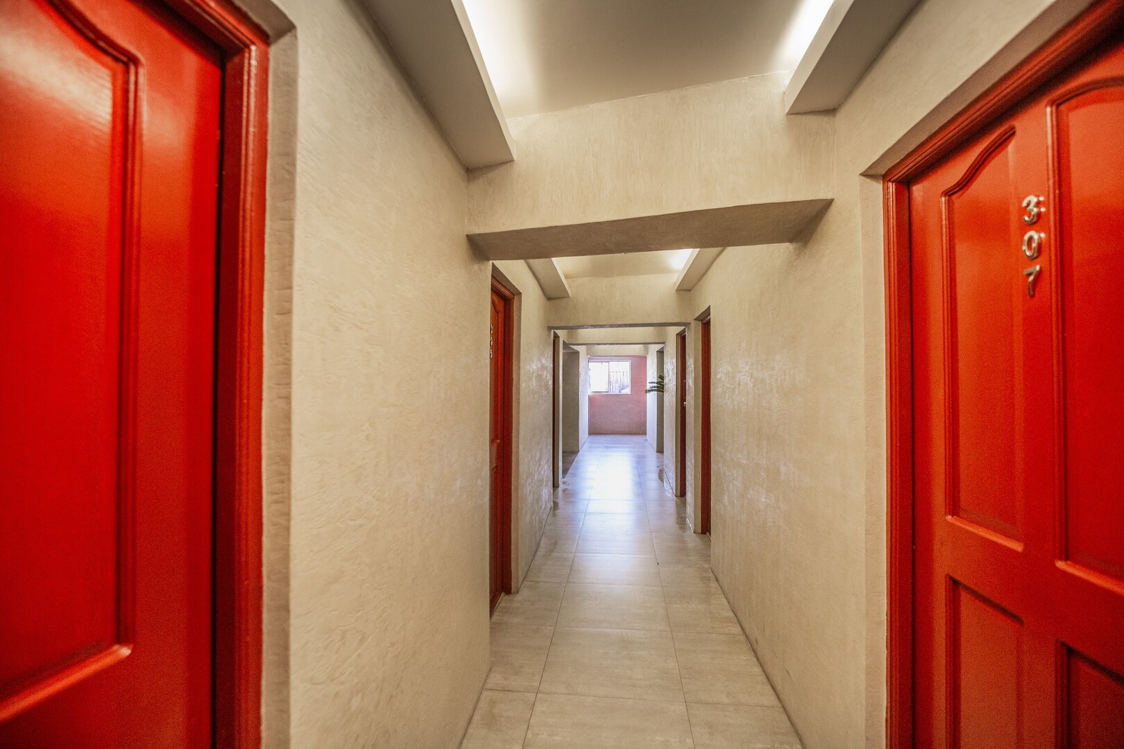 Circuit Hostel 2*