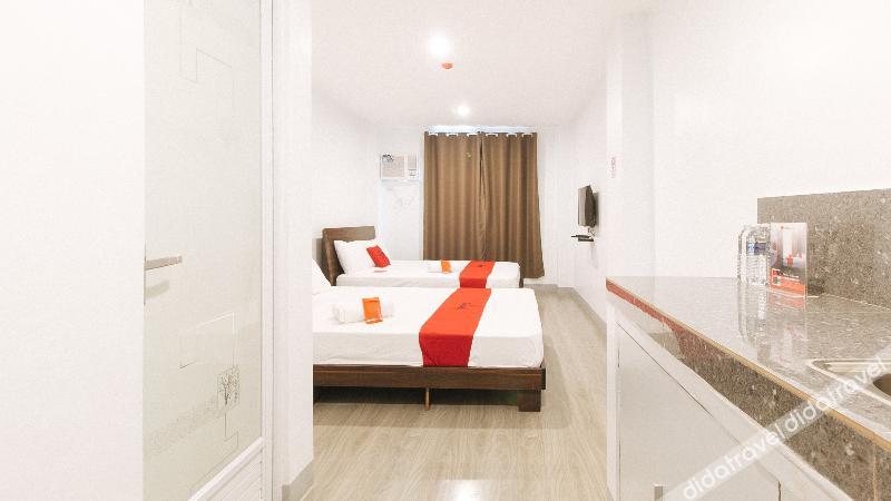 RedDoorz near Zobel Roxas St 1*