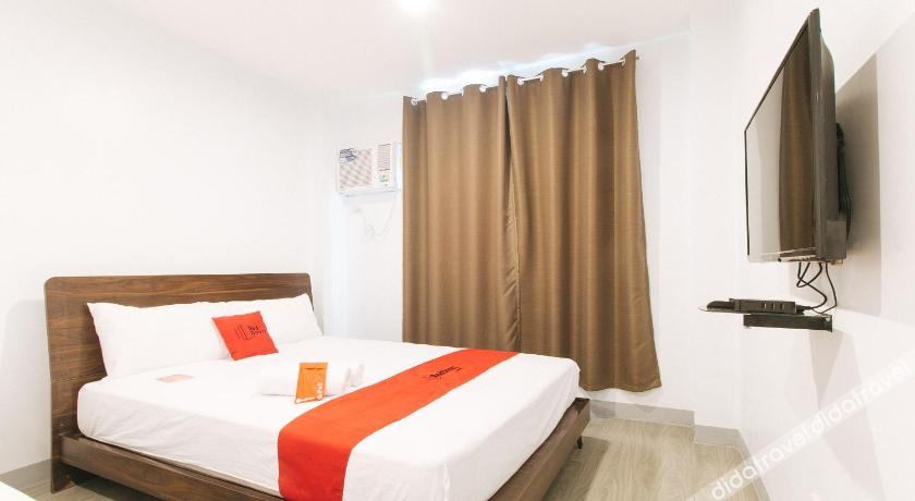 RedDoorz near Zobel Roxas St 1*